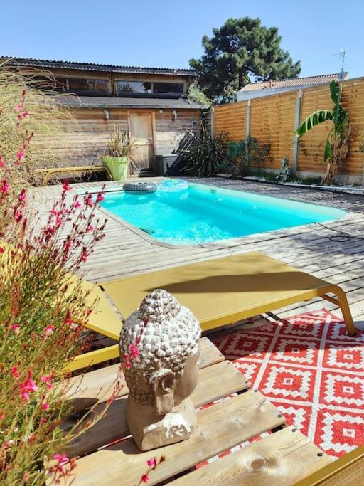Tiny House Avec Jardin Et Acces Piscine Chauffee Villa Saint-Medard-en-Jalles Exterior photo